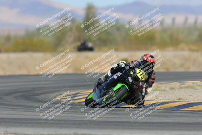 media/Mar-23-2025-CVMA (Sun) [[674f32b282]]/Race 4-Amateur Supersport MW/